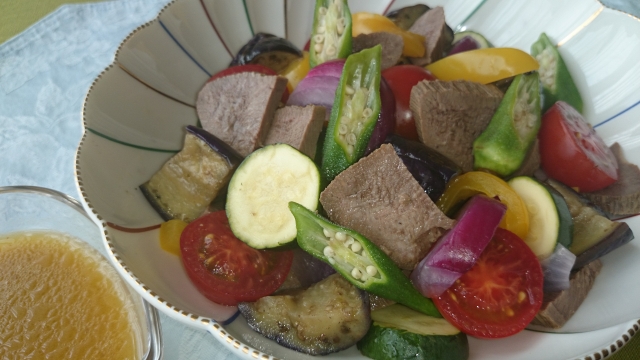 ボイルタンの夏野菜サラダ